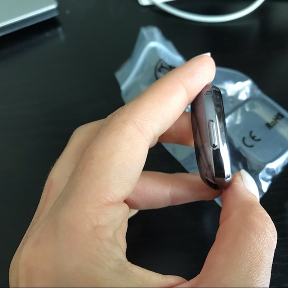 NEW Fitbit Versa 2 Flexible protector - 3 pack - Picture 6 of 8